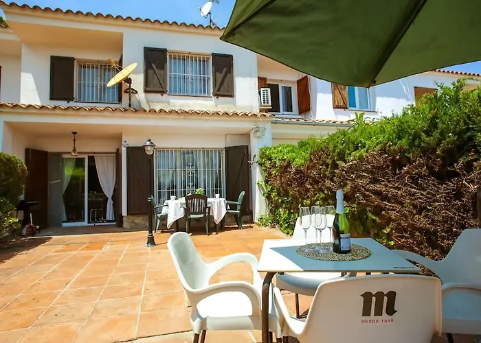 Dom wakacyjny Cl11 Townhouse With Sea Views *