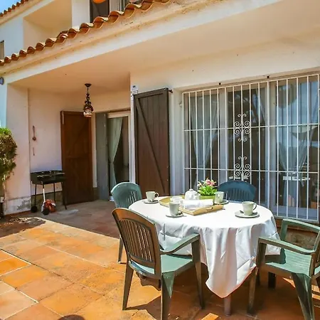 Cl11 Townhouse With Sea Views *