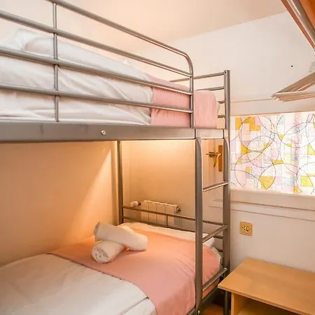 Cl11 Townhouse With Sea Views *