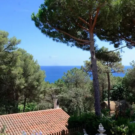 Cl11 Townhouse With Sea Views *